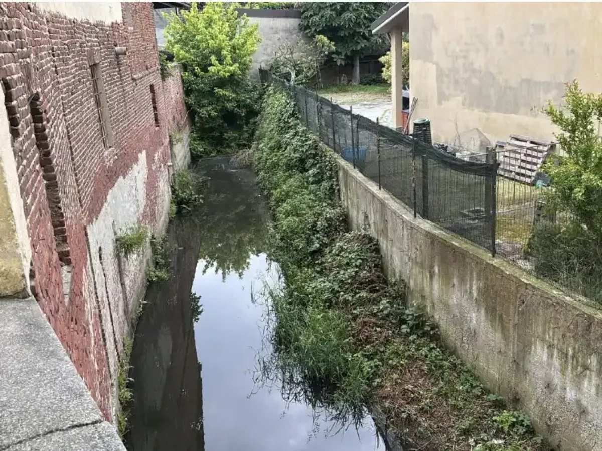garlasco il giallo degli oggetti nel canale trovati 7 anni prima delle rivelazioni il legale di sempio 160temo salti fuori un teste