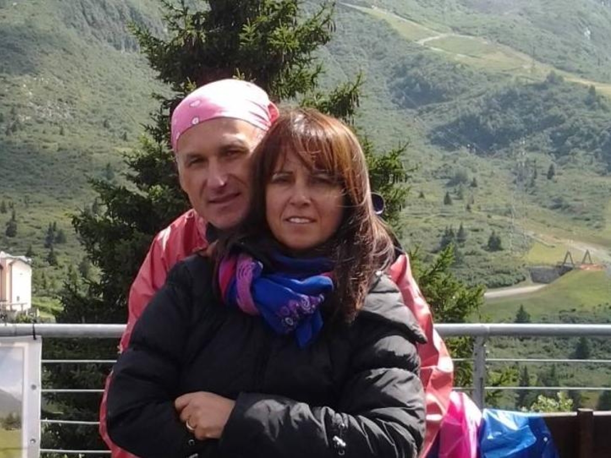 Incidente A1, schianto sulla diramazione Roma Sud: morti marito e moglie. Grave una figlia e il fidanzato