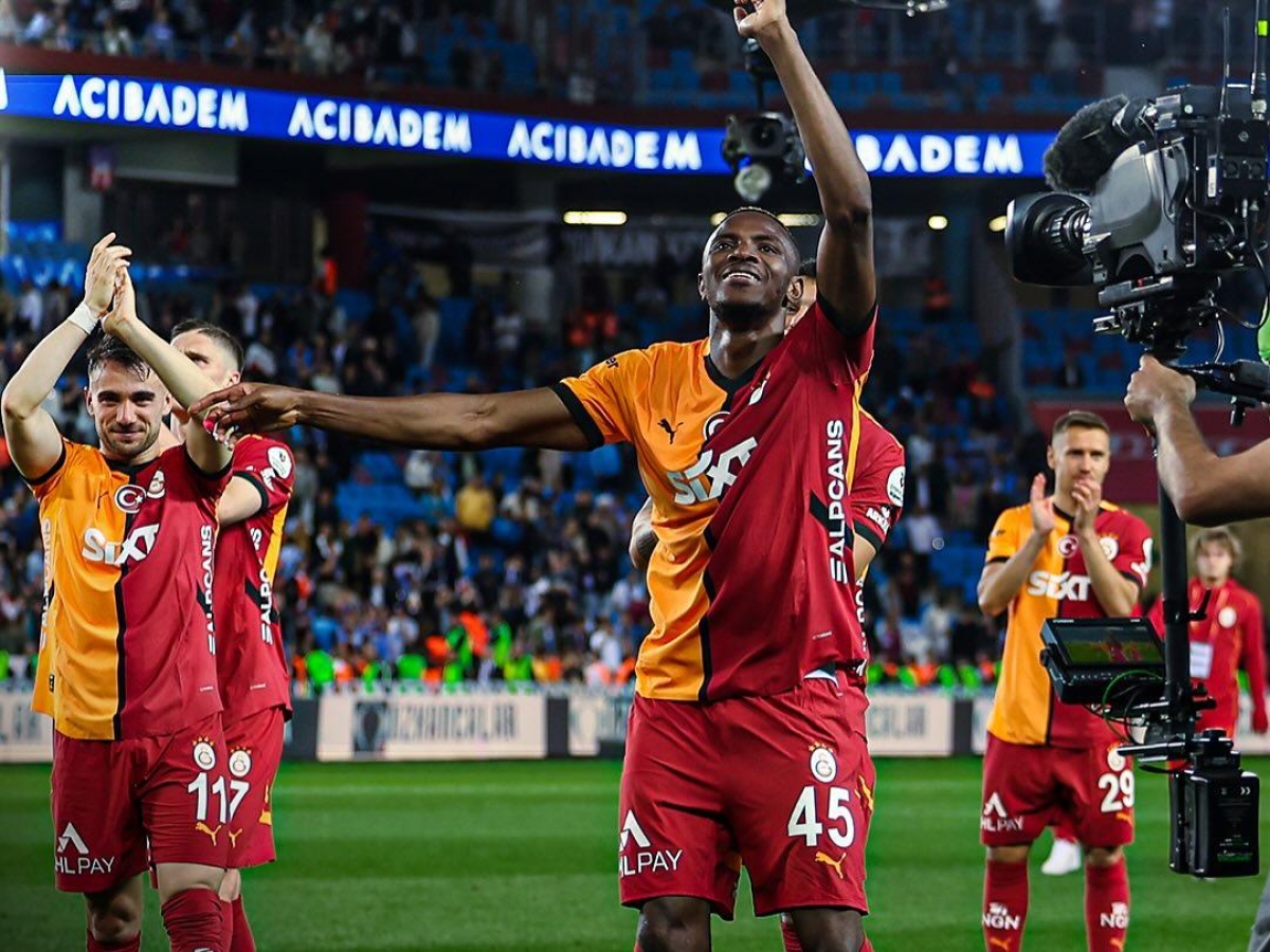 Victor Osimhen, accordo totale con il Galatasaray: capolavoro di De Laurentiis, pronte fidejussioni e firme
