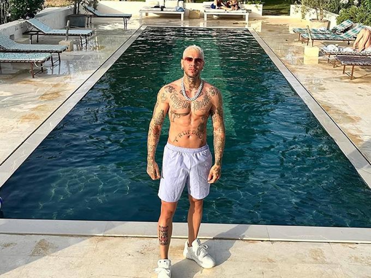 Emis Killa: 'L'inchiesta sugli ultrà del Milan? Sono andato in caserma con il passeggino, mi hanno detto: sei indagato. Volevo solo aiutare un amico'