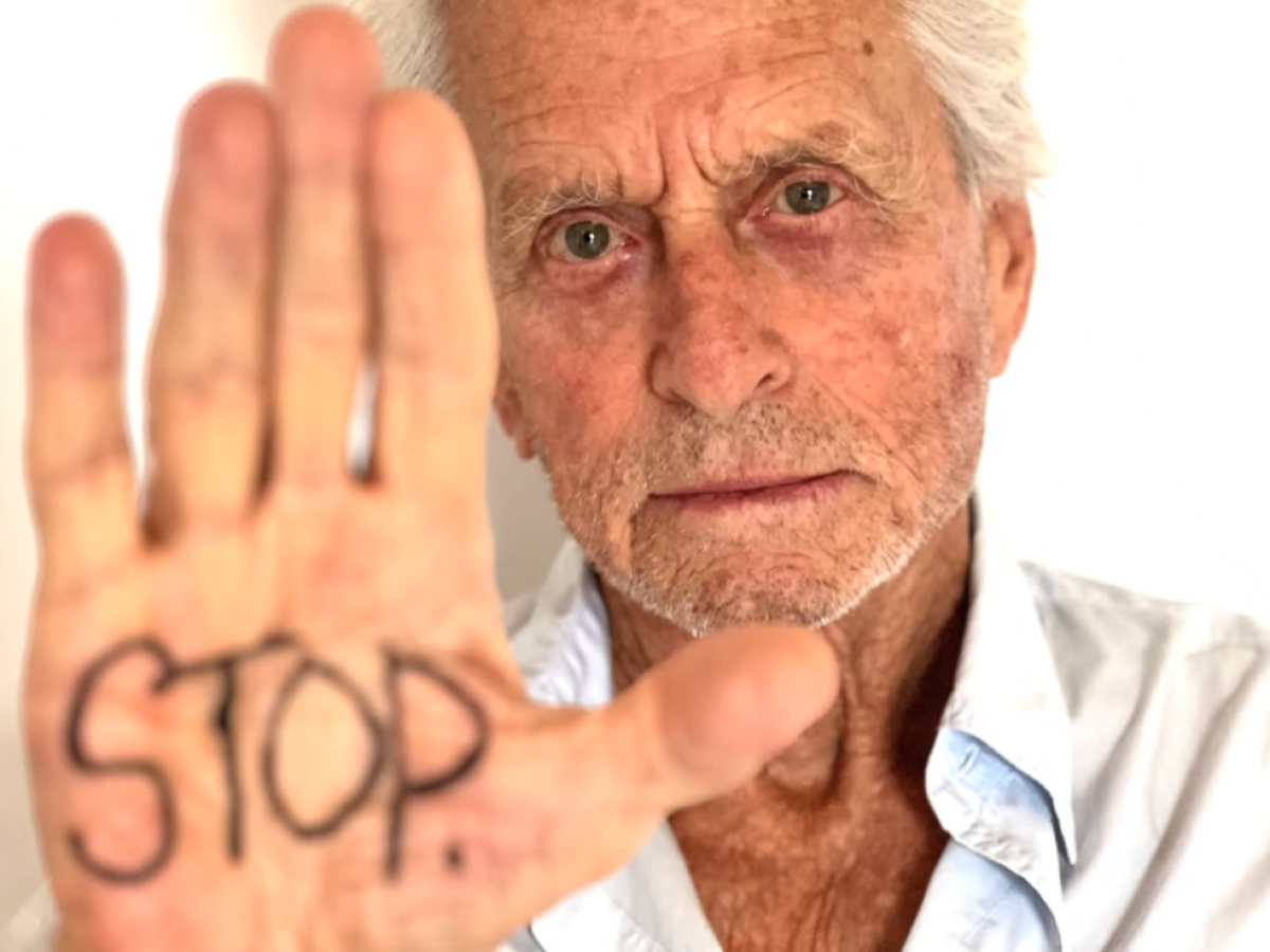 Michael Douglas annuncia il ritiro: «Ho lavorato duramente per quasi 60 anni e non voglio morire sul set»