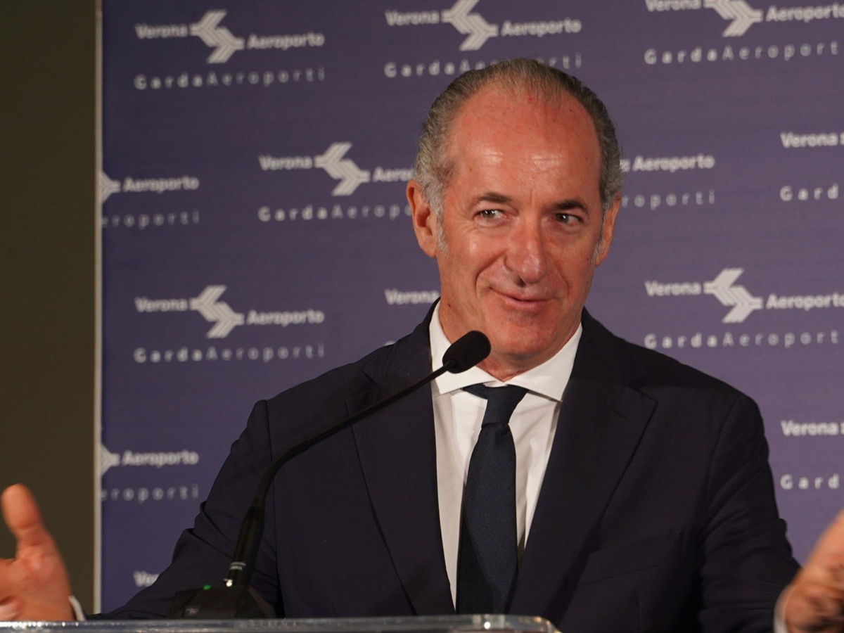 Zaia e le elezioni regionali: «Sul Veneto è il buio, a Roma qualcuno accenda la luce». I sondaggisti: «La sua lista potrebbe arrivare al 30%»