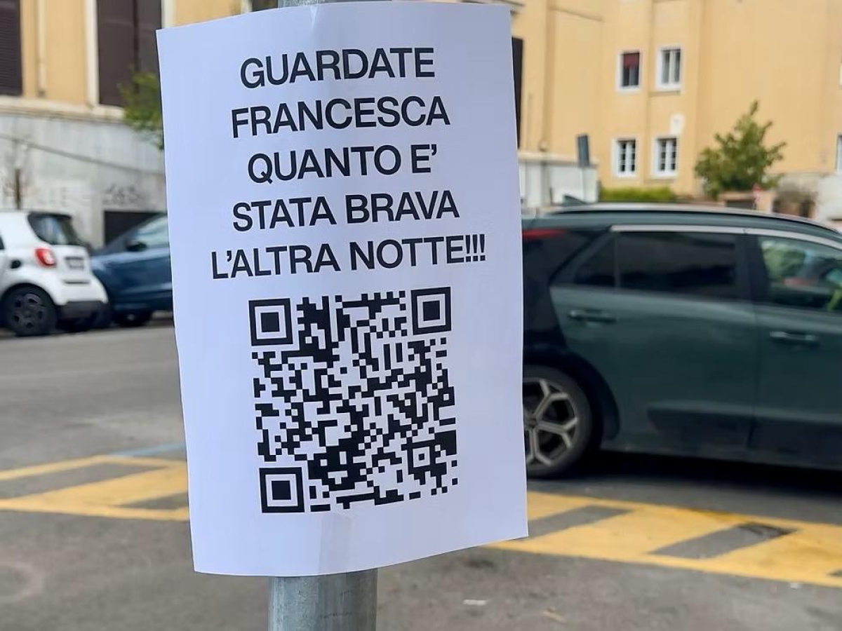 «Sei complice» e il revenge porn: la campagna pubblicitaria che ha vinto la quarta edizione di «La Premia Isa»