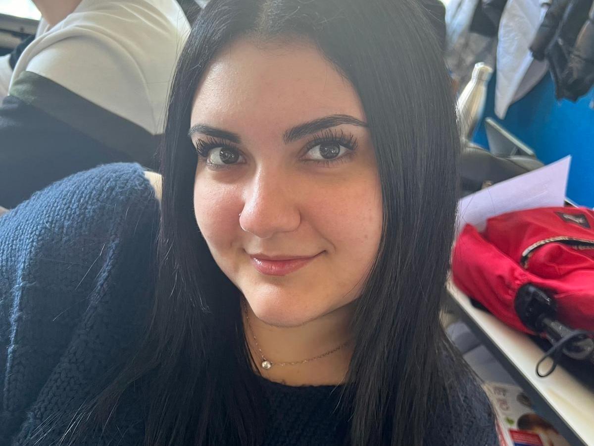 Sofia Angotti, bocciata tre volte, poi la maturità con 95: «Mi alzavo alle 5.30, ora mi iscrivo all'università: voglio fare la professoressa»