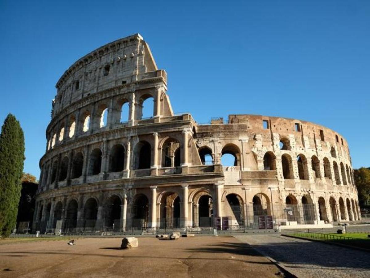Tod's sponsor del Colosseo, il Tar del Lazio rimanda l'associazione che ha presentato ricorso al giudice civile