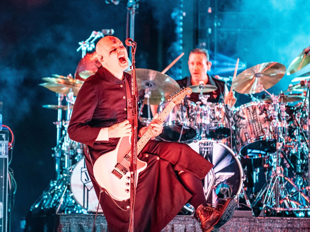 Corgan degli Smashing Pumpkins: «È uno dei momenti peggiori della storia della musica, tutta di plastica. Noi diversi da Nirvana e Pearl Jam? Non è vero»
