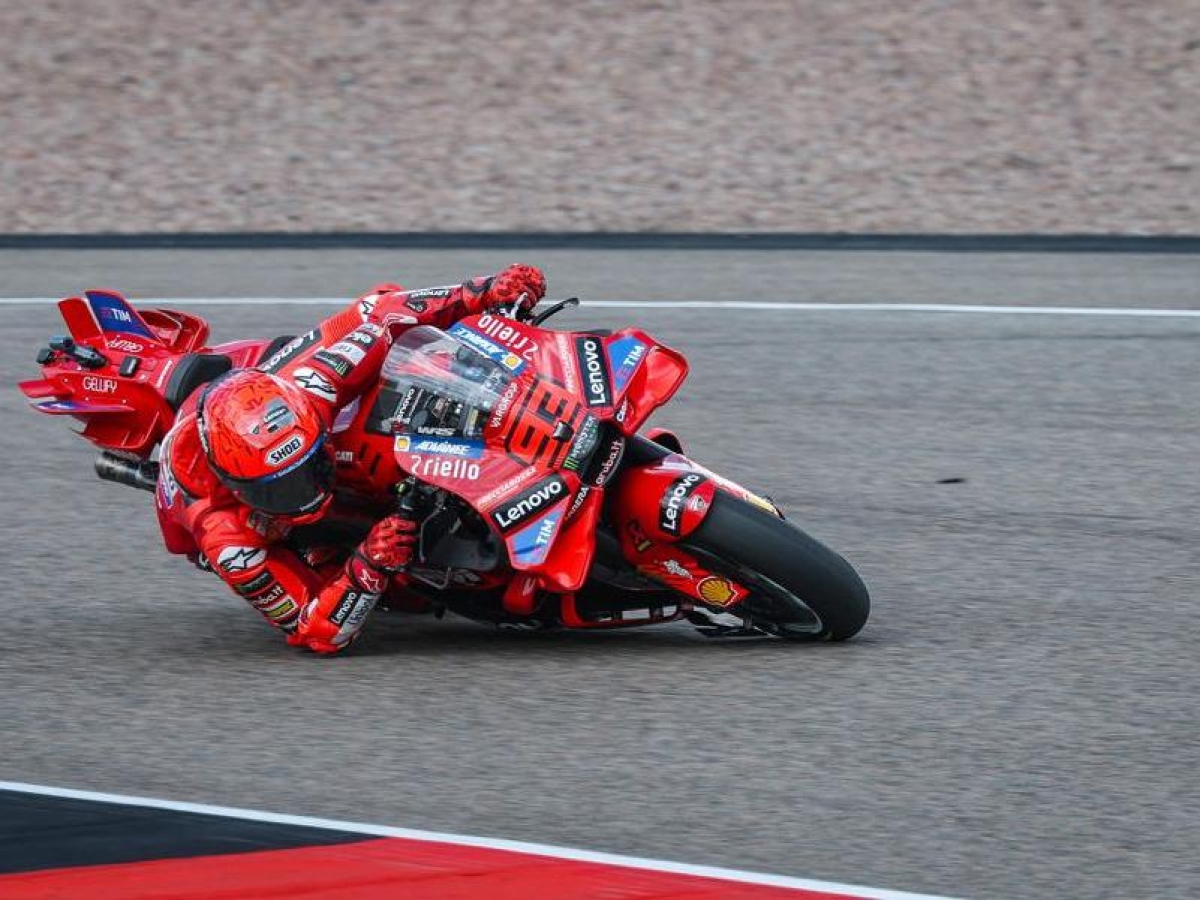 MotoGp in Austria, la gara: Marc Marquez resta favorito, ma è Bezzecchi a partire dalla pole Diretta