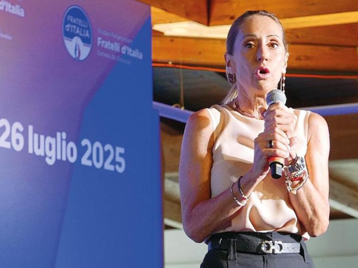 Arianna Meloni spinge Acquaroli: «Non abbiamo bisogno di assist»