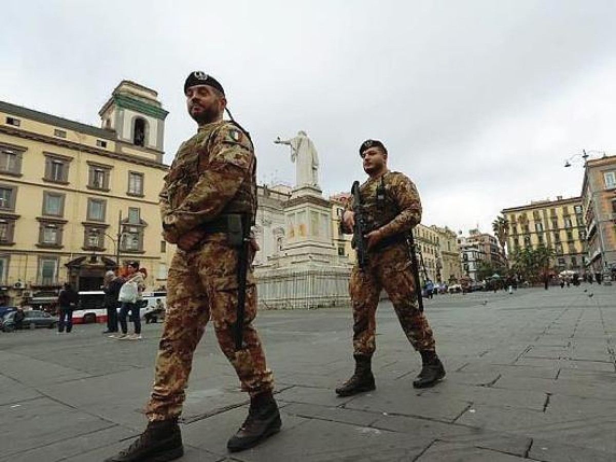 Sicurezza a Napoli, il Tar boccia le «zone rosse» istituite dal prefetto Di Bari: «Misure straordinarie per far fronte a problemi ordinari»