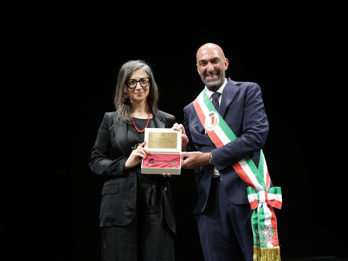 Caso Albanese, il sindaco di Bari Vito Leccese tira dritto: «Sul raid a "La Stampa" un'uscita infelice, ma non cambio idea»