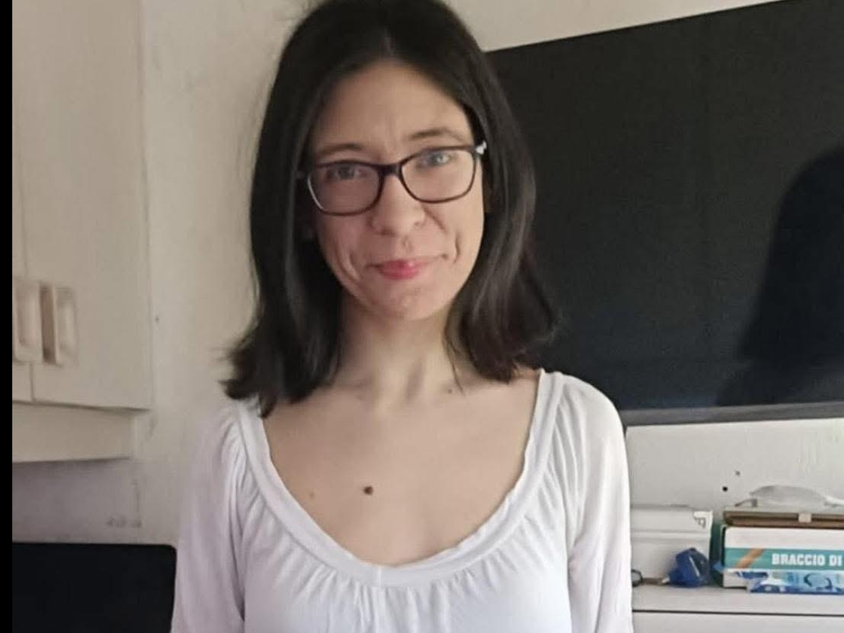 Roma, Simona Vasselli scomparsa al Laurentino 38. Il fratello: «Forse adescata sul Web, condividete il nostro appello»