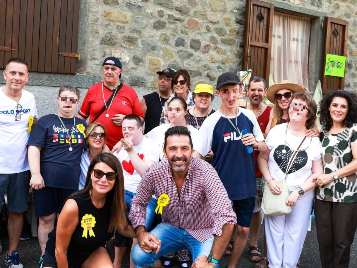 Gigi Buffon e Ilaria D'Amico a Bagnone per la corsa dell'Associazione Lunigiana Disabili
