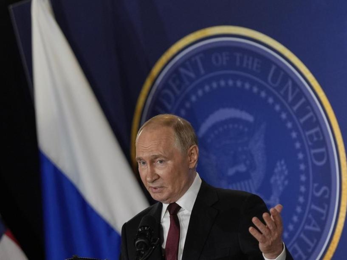 la russia in visibilio putin 232 il migliore non ha concesso nulla e sul campo continuiamo ad avanzare e ora anche il rublo vola