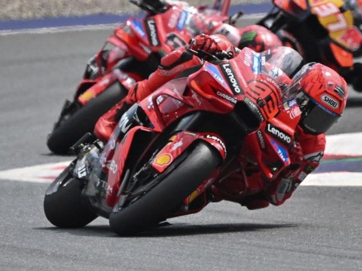 MotoGp in Austria, la gara: Marquez in testa davanti ad Aldeguer e Bezzecchi, sesto Bagnaia Diretta