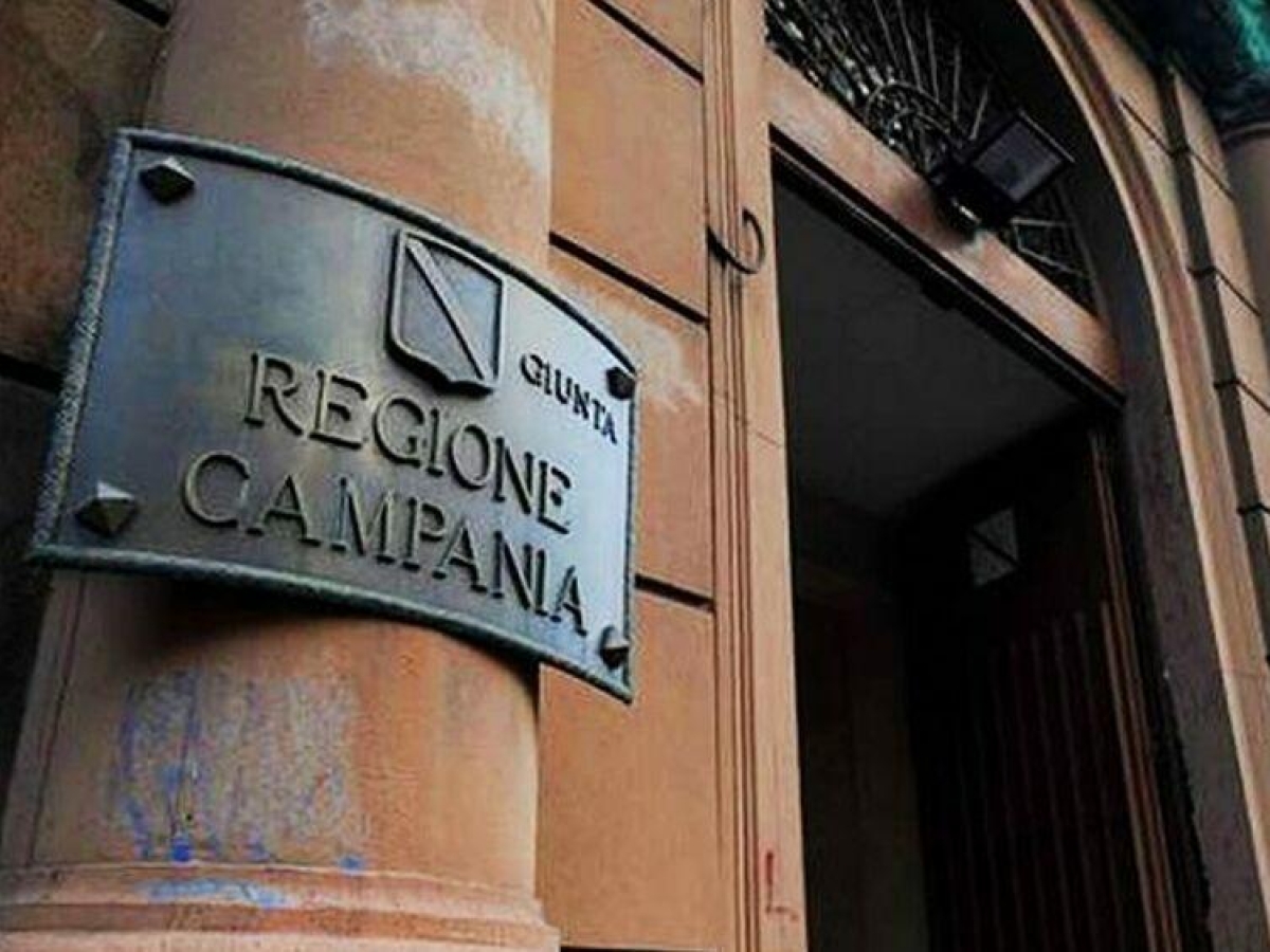 Regionali in Campania: in lista figli, mogli e fratelli. Ma non mancano gli esordienti