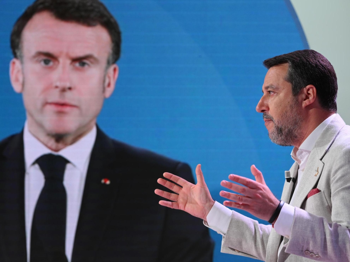 Truppe a Kiev, Salvini a Macron: "Si attacchi al tram". Parigi convoca l Truppe a Kiev, Salvini a Macron: "Si attacchi al tram". Parigi convoca l