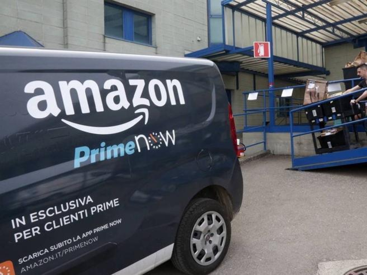Amazon, accordo con l Amazon, accordo con l