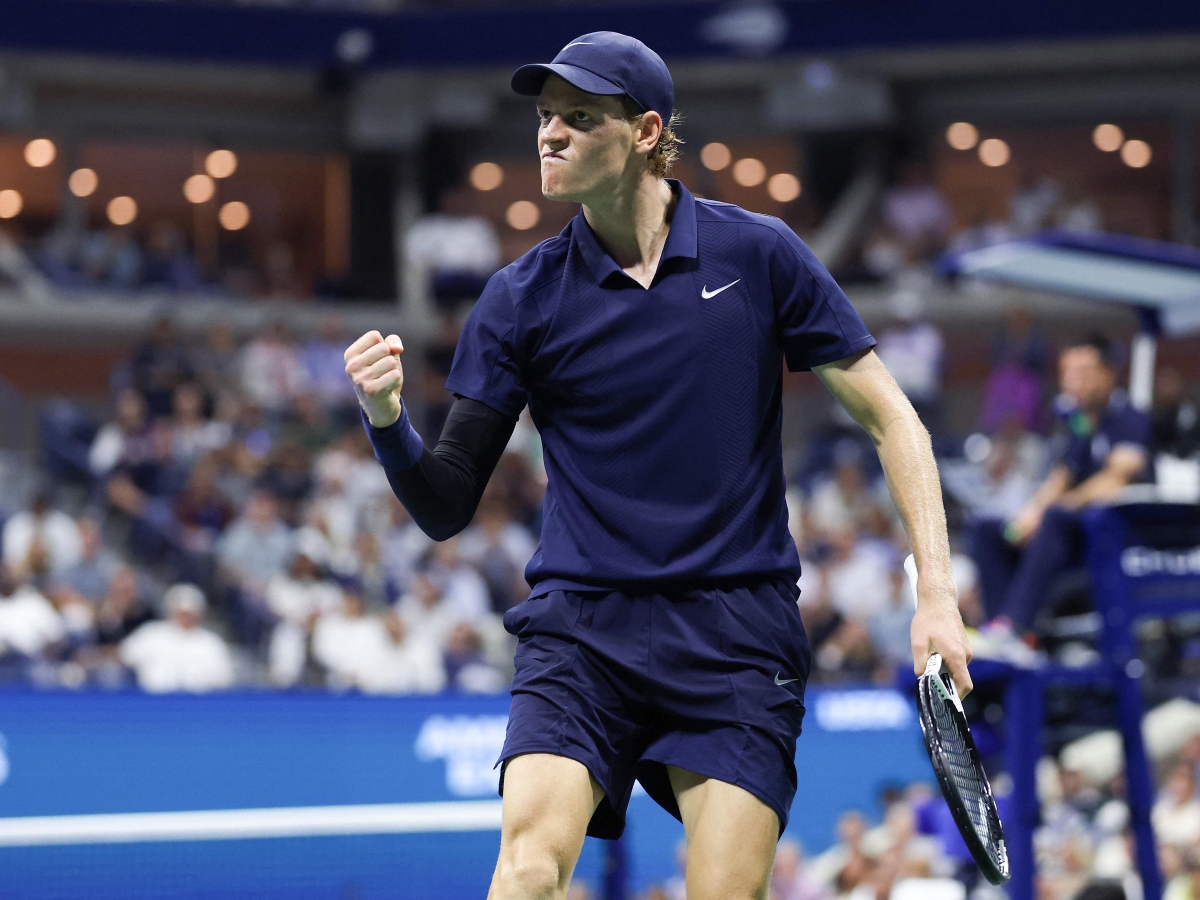 Sinner Auger Aliassime, semifinale: Jannik serve per il match Live 6 1 3 6 6 3 5 4 | Alcaraz in finale Sinner Auger Aliassime, semifinale: Jannik serve per il match Live 6 1 3 6 6 3 5 4 | Alcaraz in finale