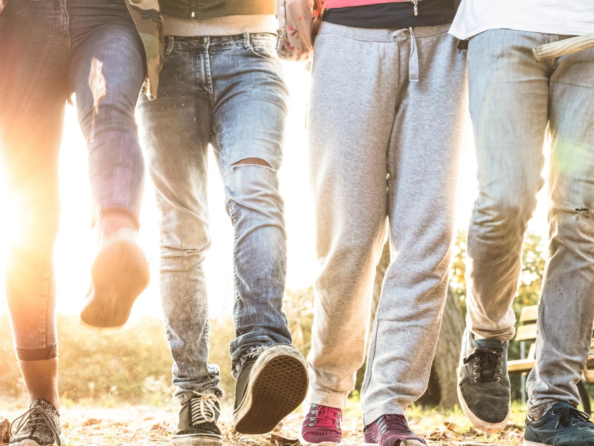 Disagio giovanile, emergenza in Lombardia: 150 mila ragazzi curati in un anno. «I tagli, i vestiti, la solitudine: i segnali per intercettare il malessere»