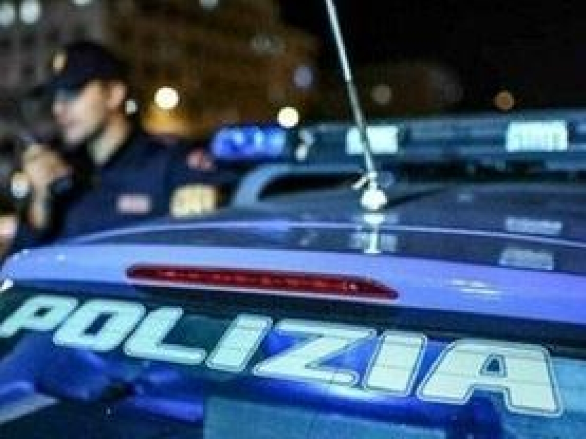 Uomo di 31 anni accoltellato nella notte vicino alla Stazione Centrale: è in condizioni critiche