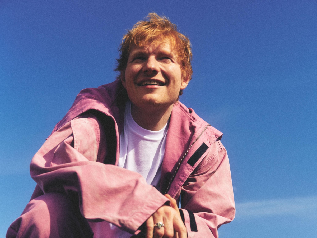 Ed Sheeran, esce il nuovo album «Play»: «Gioia e technicolor grazie all'energia dell'India»