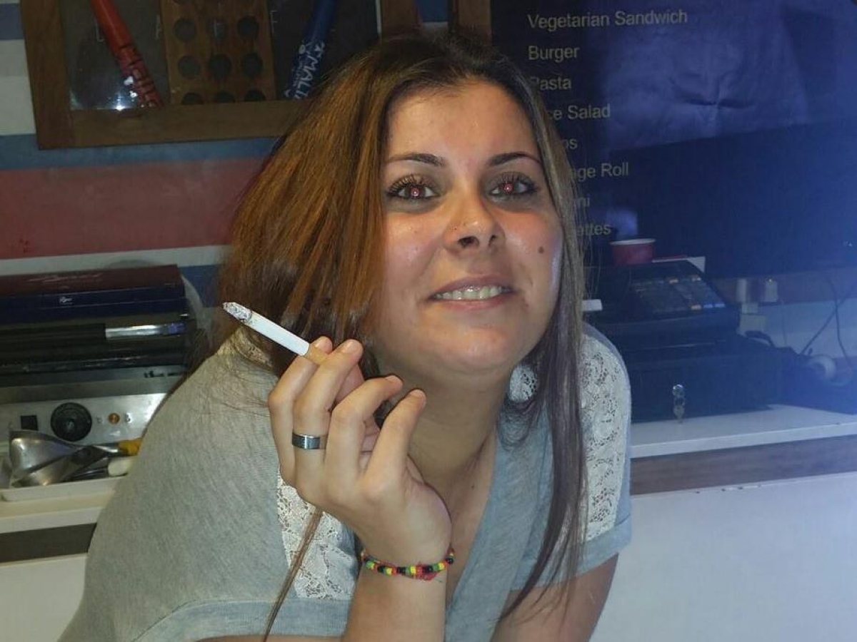 Donna investita e uccisa a Fiumicino, sequestrati i cellulari della vittima e dell'automobilista: avevano avuto una relazione