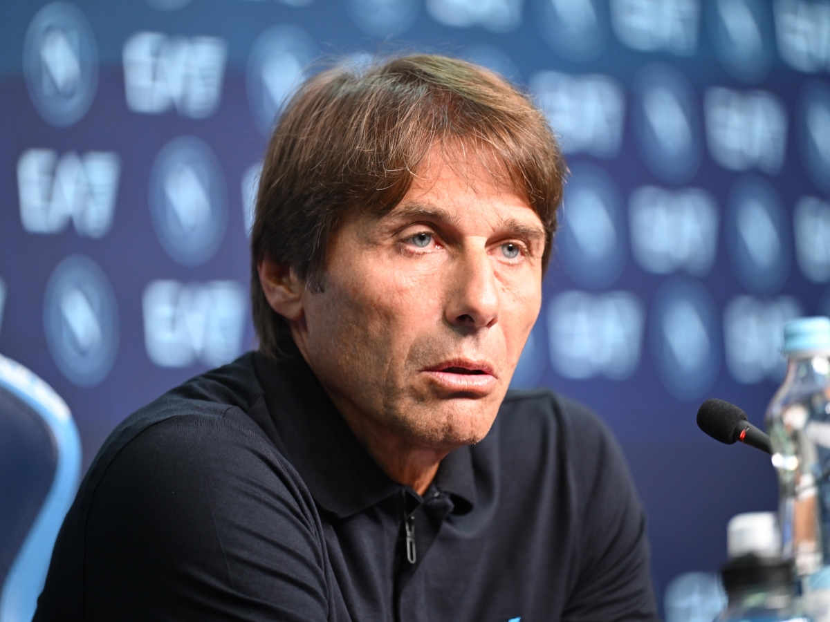 Napoli, difesa da inventare contro il Milan. Conte: daremo il massimo
