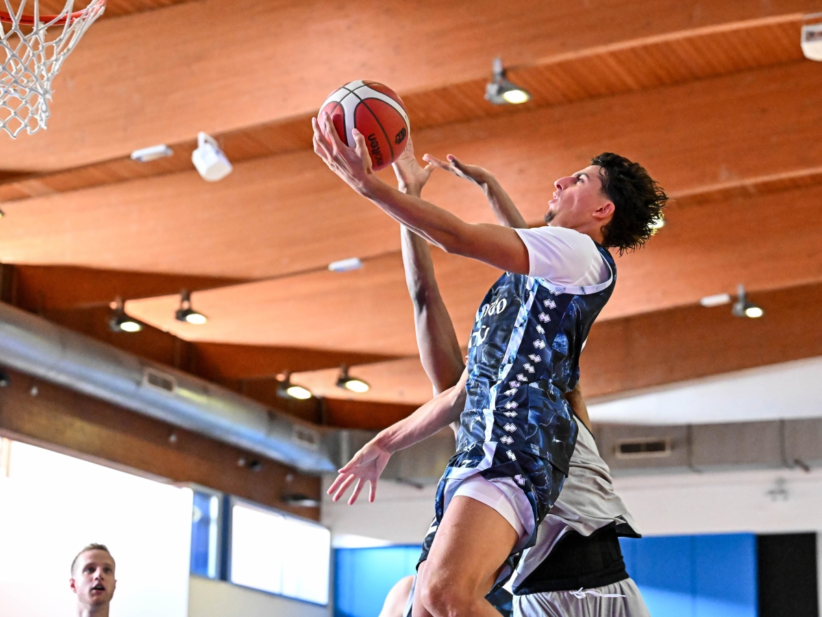Basket, Giordano Bortolani, primo acquisto del Cantù dopo la promozione in A: «Voglio la Nazionale. E qui darò tutto me stesso»