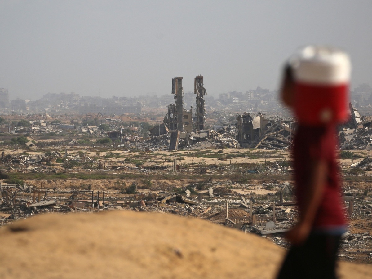 Hamas: «Pronti a rilasciare gli ostaggi». Trump: «Non accetteremo ritardi». Da domani negoziati in Egitto. A Gaza altri 46 morti 