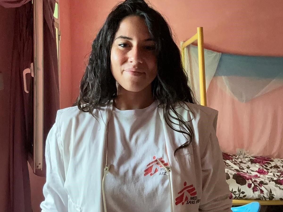 Francesca, 31 anni, ostetrica nello Yemen: «Nascono più bambini lì che nel mio ospedale romano. E l'epidurale non esiste»