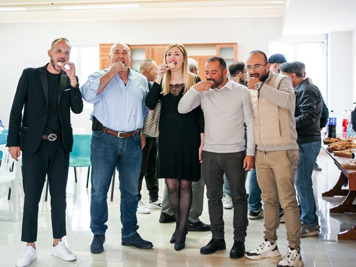 Boccia-Bandecchi, dopo la pizza parte il tour per le regionali in Campania. L'imprenditrice: prima di candidarmi voglio i fatti