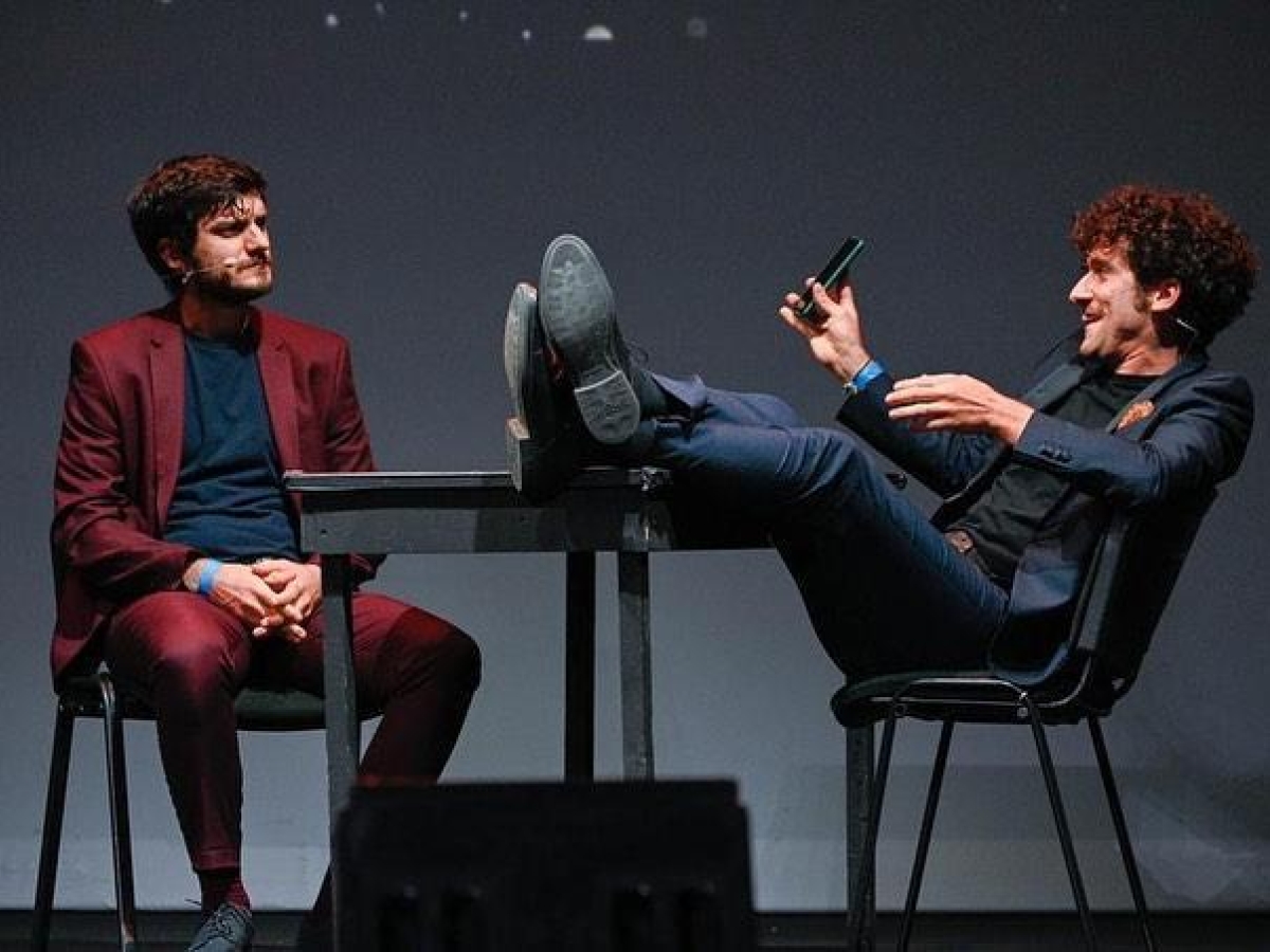 Fabrizio e Claudio Colica, in arte Le Coliche: «Noi, i tipici romani selvaggi, approfittatori e qualunquisti. Quanto ci piace lamentarci...»