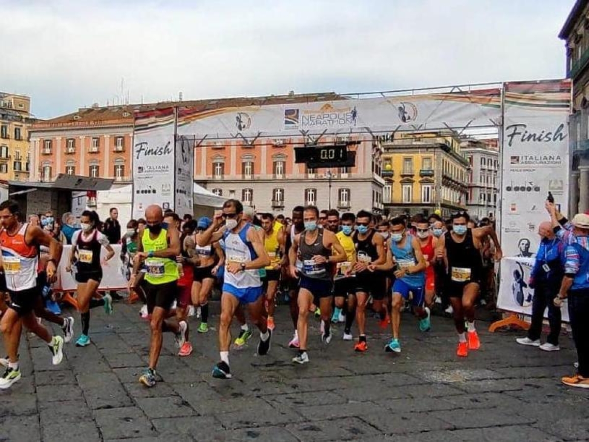 Neapolis Marathon, domenica 19 ottobre la quinta edizione: i favoriti nella gara e il dispositivo traffico previsto