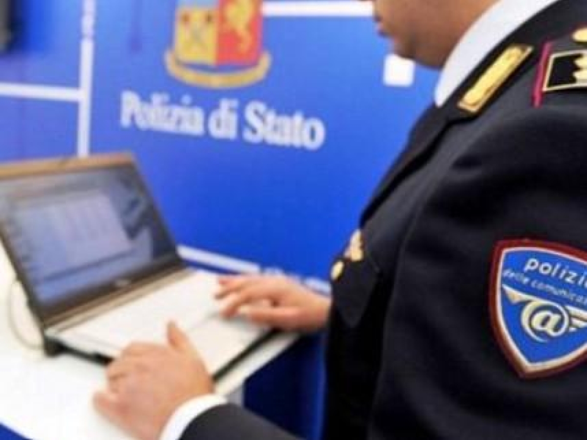 Perquisiti dalla Polizia di Stato i gestori della pagina Facebook «Mia moglie»: sequestrati i dispositivi informatici rinvenuti