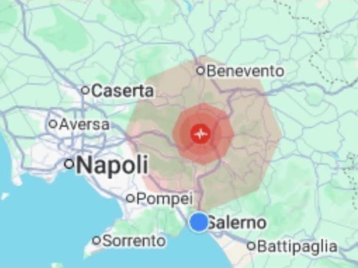 Terremoto in Irpinia di magnitudo 4, la gente dorme in  auto. Lunedì le scuole chiuse  Terremoto in Irpinia di magnitudo 4, la gente dorme in  auto. Lunedì le scuole chiuse