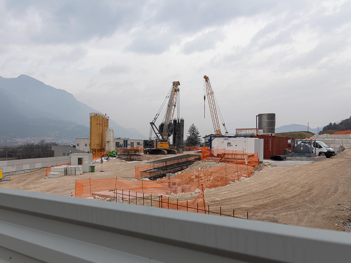 Bypass di Trento, l’affondo dei No Tav: «Non siamo cavie, subito stop ai lavori». Esposto alla magistratura e due presidi