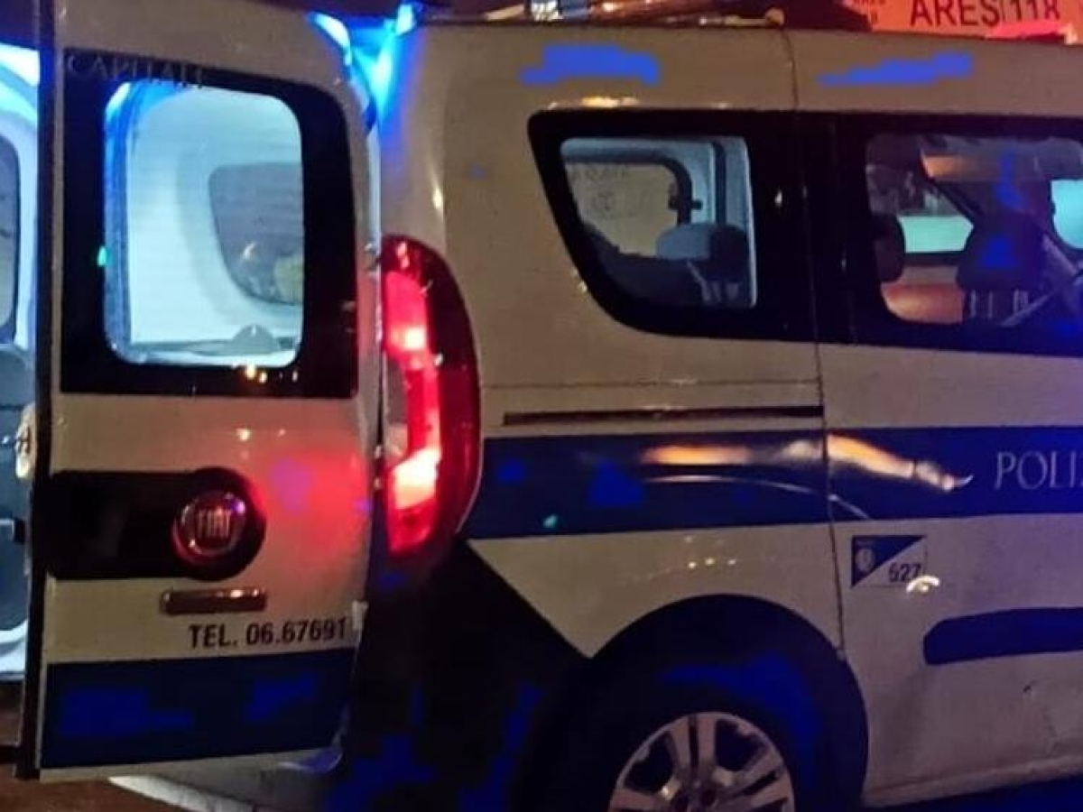 Roma Montesacro, perde il controllo dell'auto e finisce contro un muro: muore un 47enne