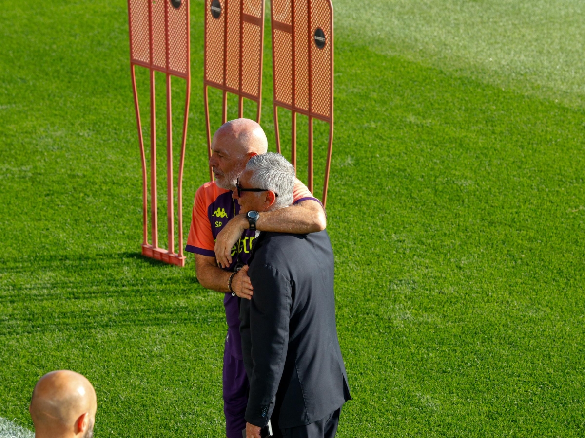 Fiorentina nel caos, squadra in ritiro, Pioli verso l'addio: c'è il nodo dimissioni