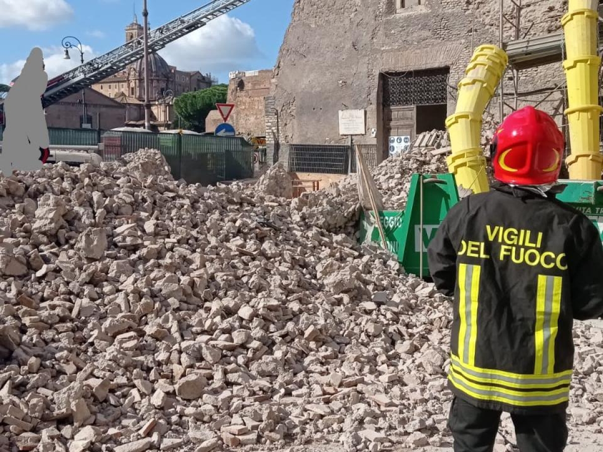 Crollo della Torre dei Conti a Roma, al via la prima ispezione: domani lutto cittadino