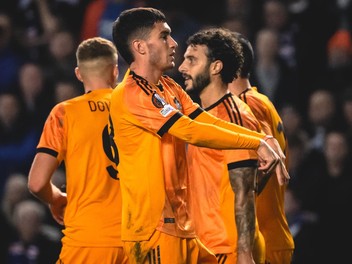 Roma, tre punti pesanti in Europa League: 2 0 a Glasgow contro i Rangers, gol di Soulé e Pellegrini Roma, tre punti pesanti in Europa League: 2 0 a Glasgow contro i Rangers, gol di Soulé e Pellegrini