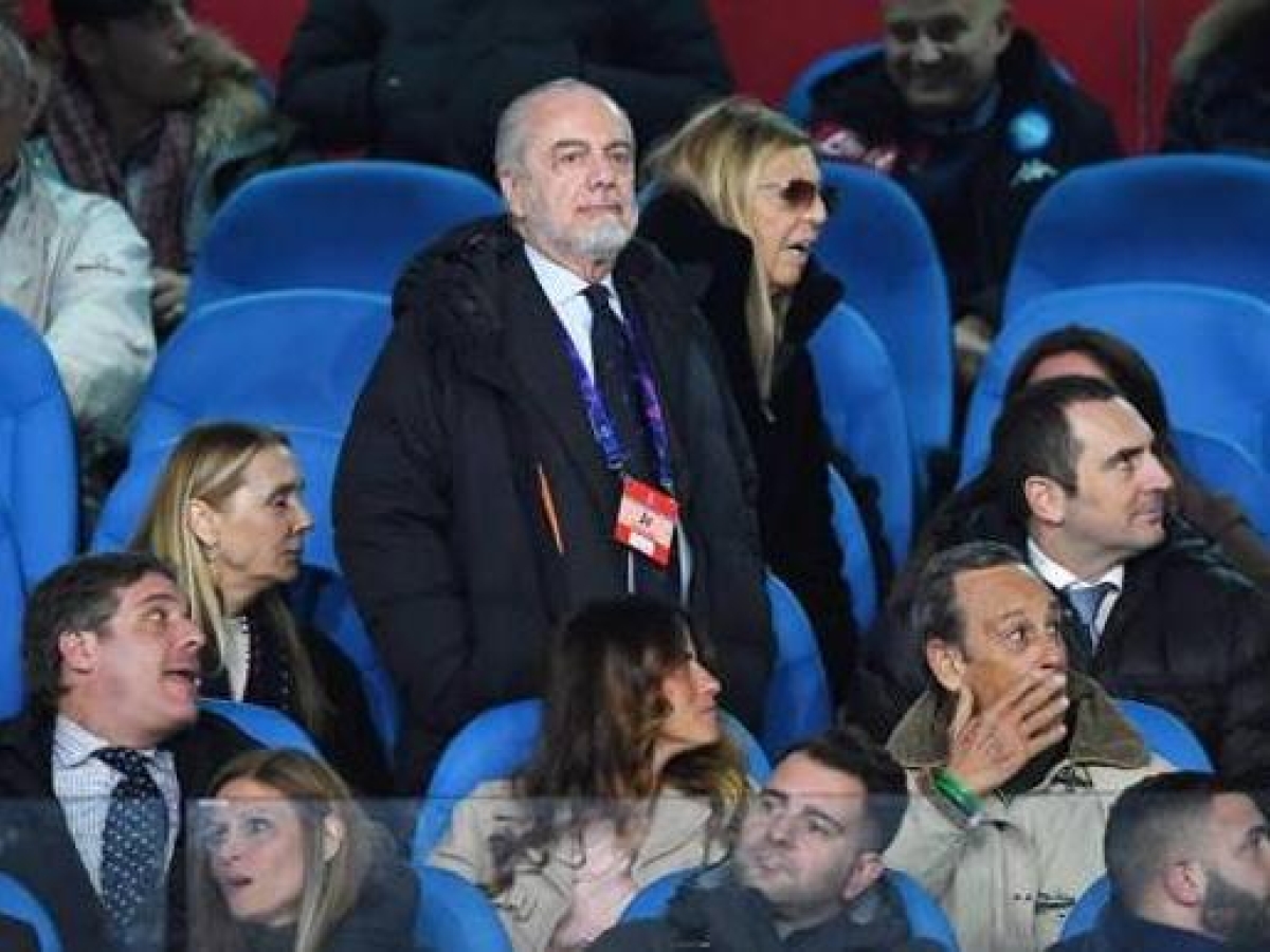 De Laurentiis: «Lo stadio Maradona è un semicesso, vecchio, ancora con una pista e un fossato»