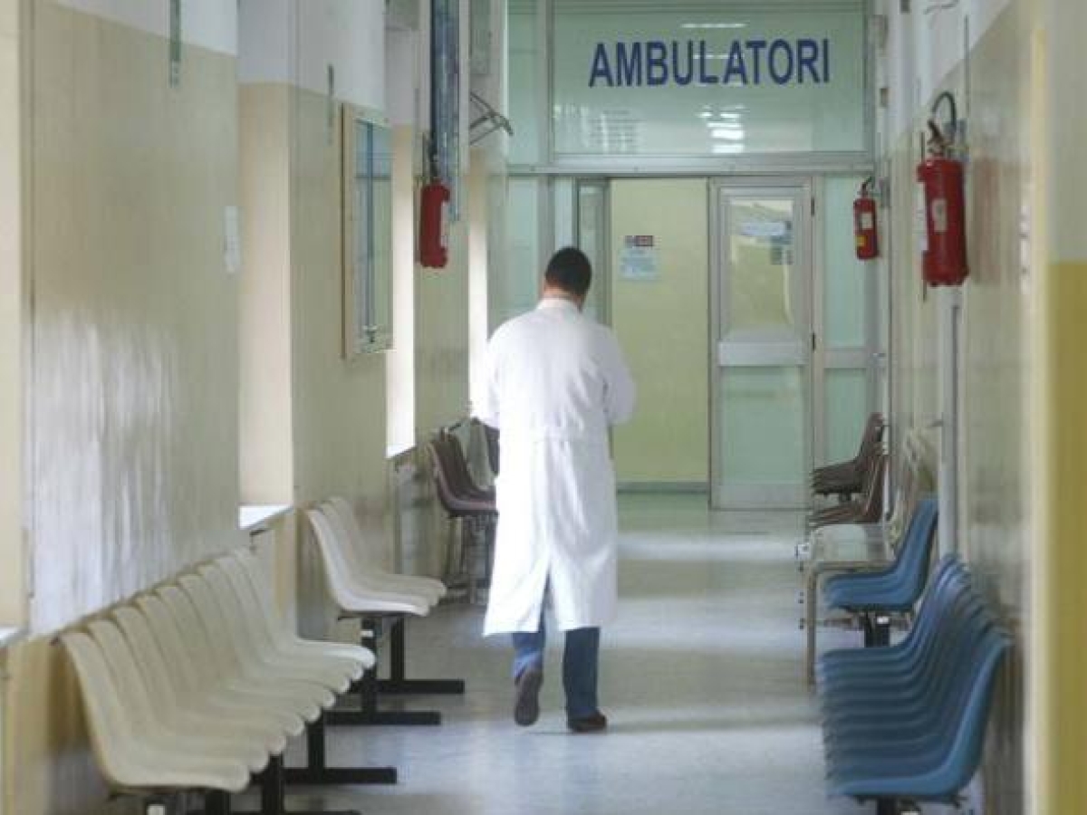 Modena, incentivi ai medici di base per prescrivere meno esami specialistici: «Evitiamo quelli inutili, avranno 1,2 euro ad assistito»
