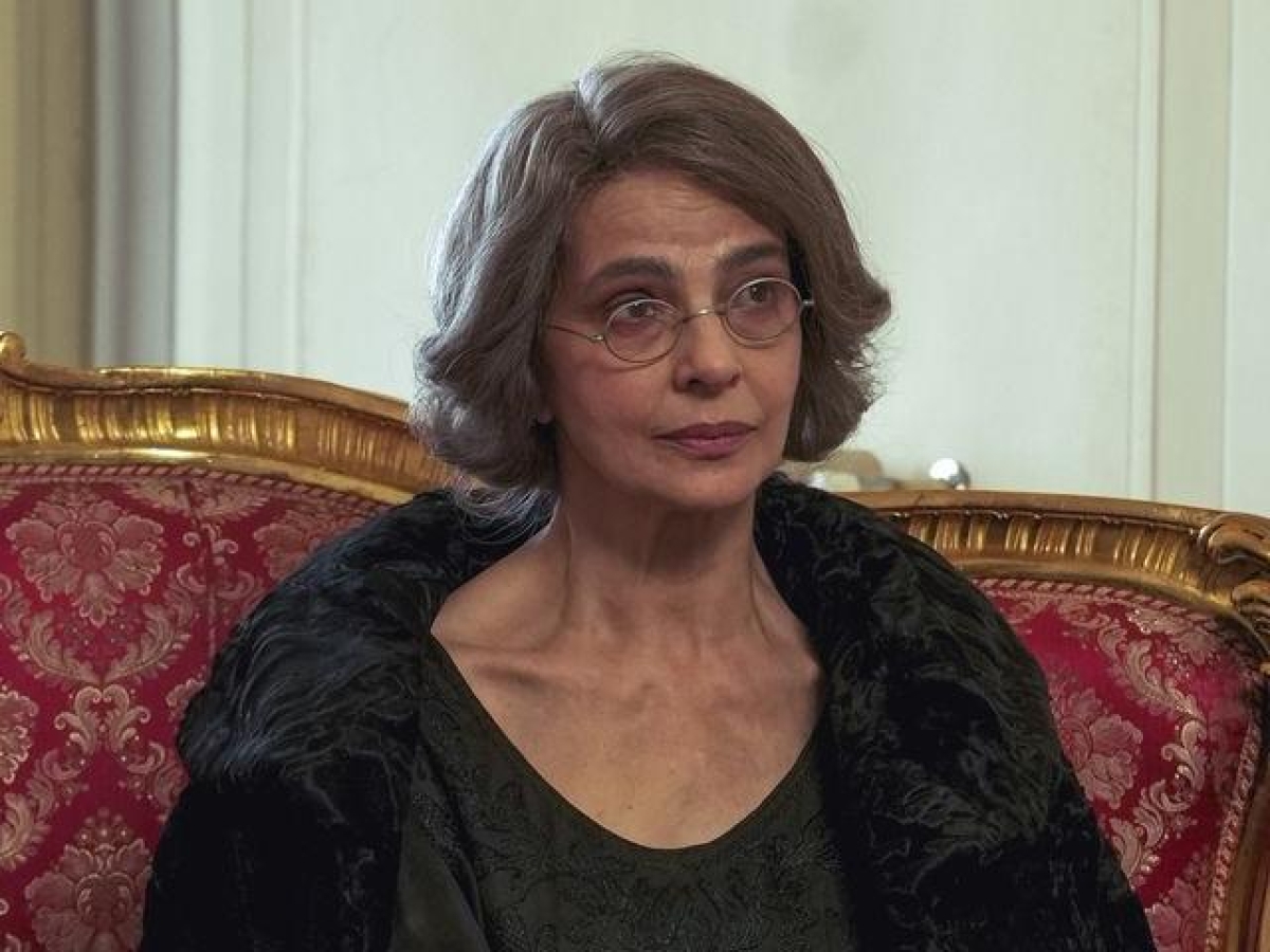 Laura Morante diventa Grazia Deledda: «Un film su mia zia Elsa? No. Da bambina mi spaventava. »