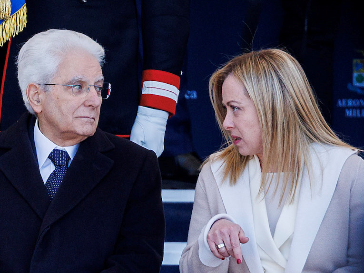 Meloni al Colle, i 20 minuti con Mattarella non chiudono il caso: tra il colloquio e la nota di Chigi toni diversi Cosa ha detto la premier