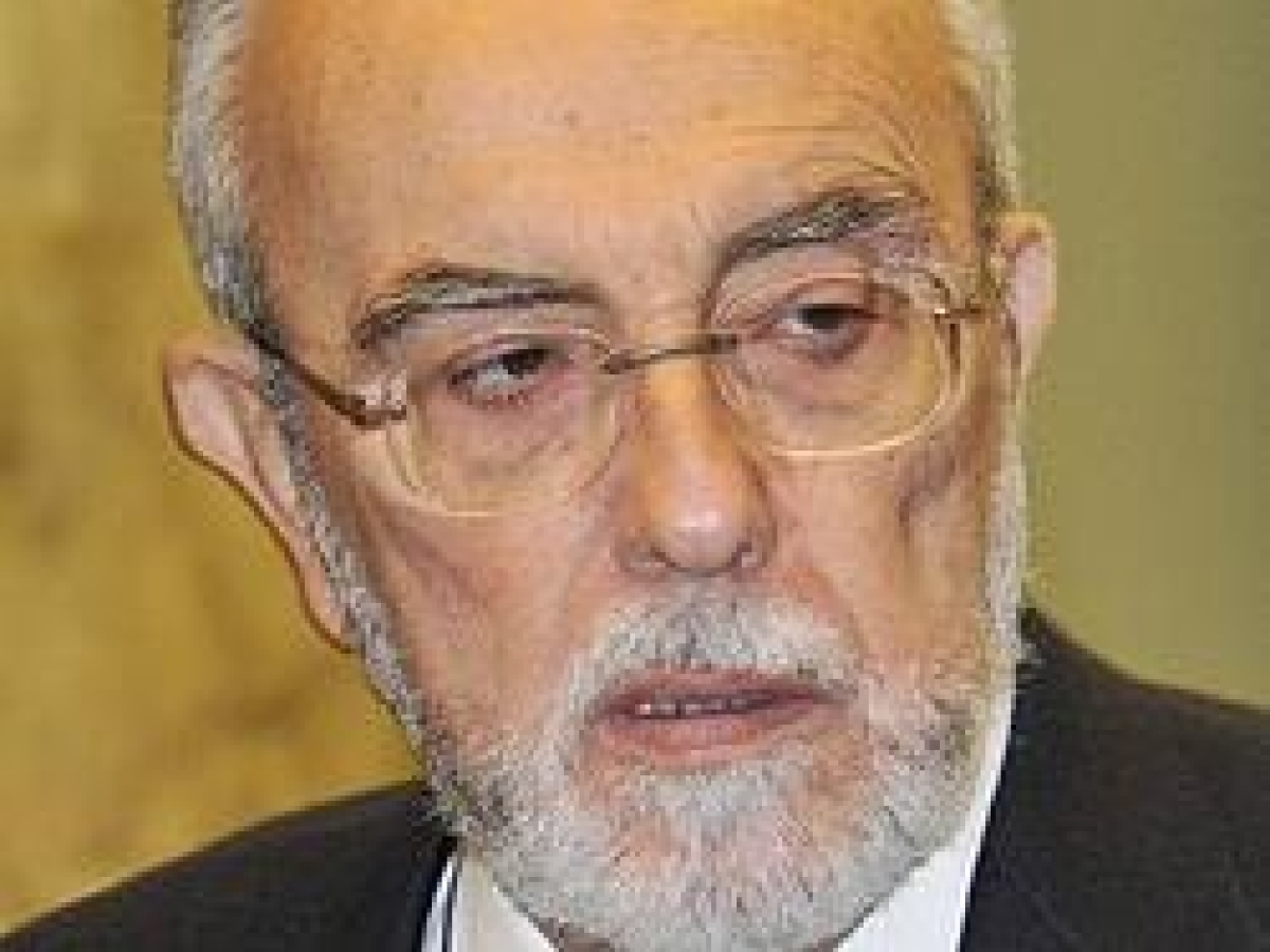 Morto Claudio Azzolini, ex europarlamentare di Forza Italia. Martusciello: un gentiluomo delle istituzioni