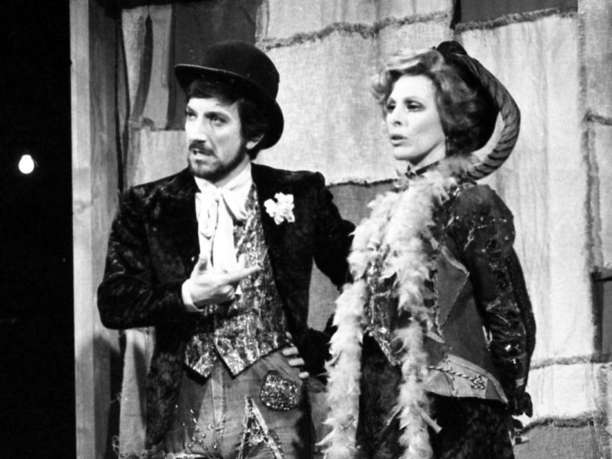 Ornella Vanoni e la Tv: diventò famosa come «cantante della Mala» con una parodia di Tognazzi