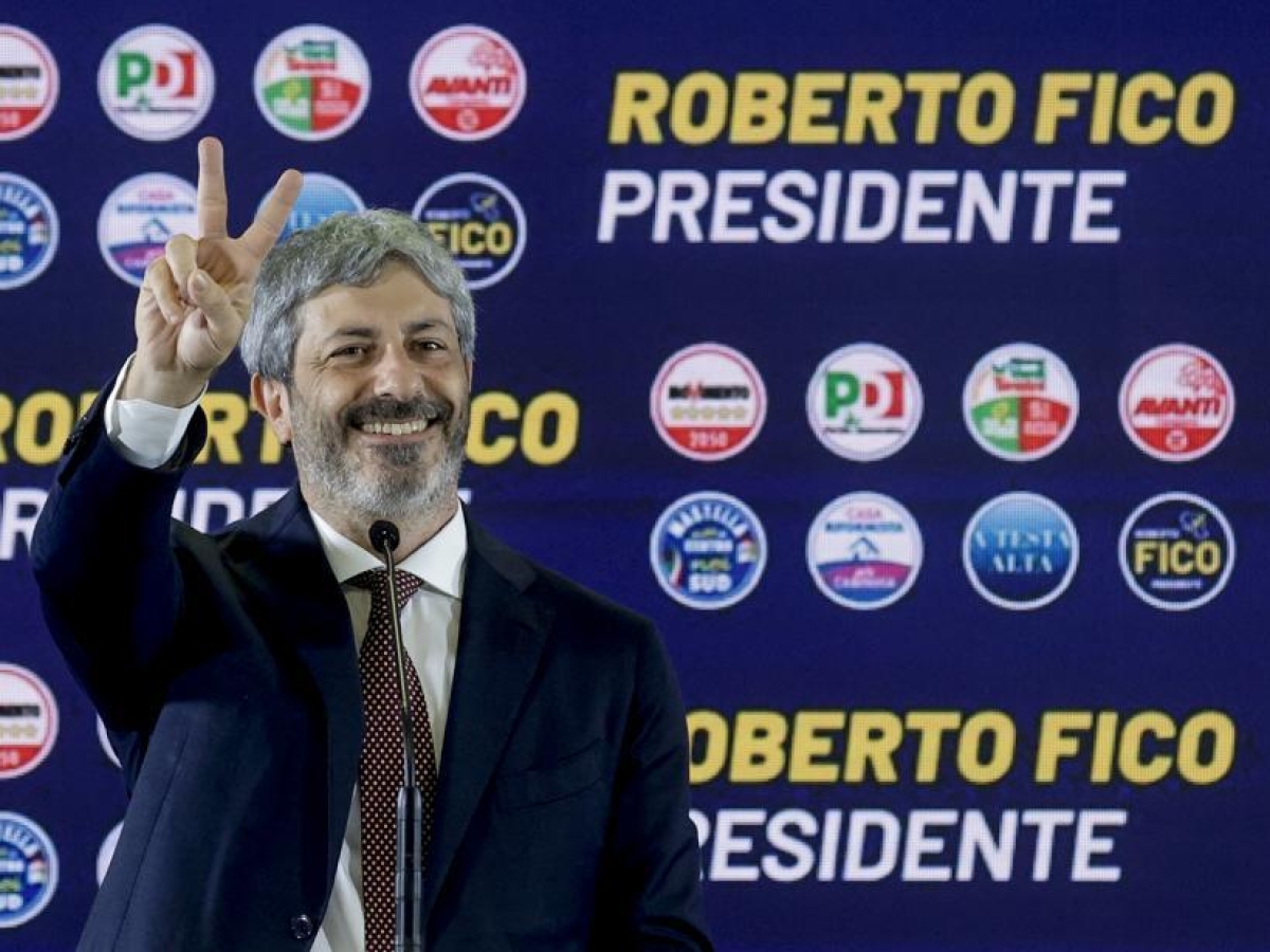 Regione, Fico presidente da martedì. Piero De Luca: la nuova giunta sarà «politica»