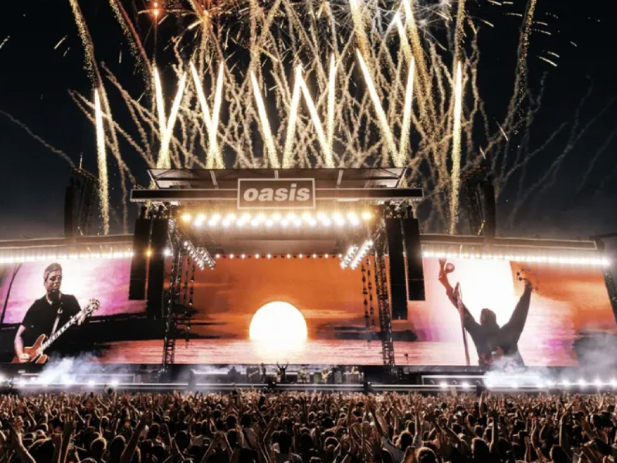 Gli Oasis si fermano di nuovo: «Ci prendiamo una pausa per un periodo di riflessione»