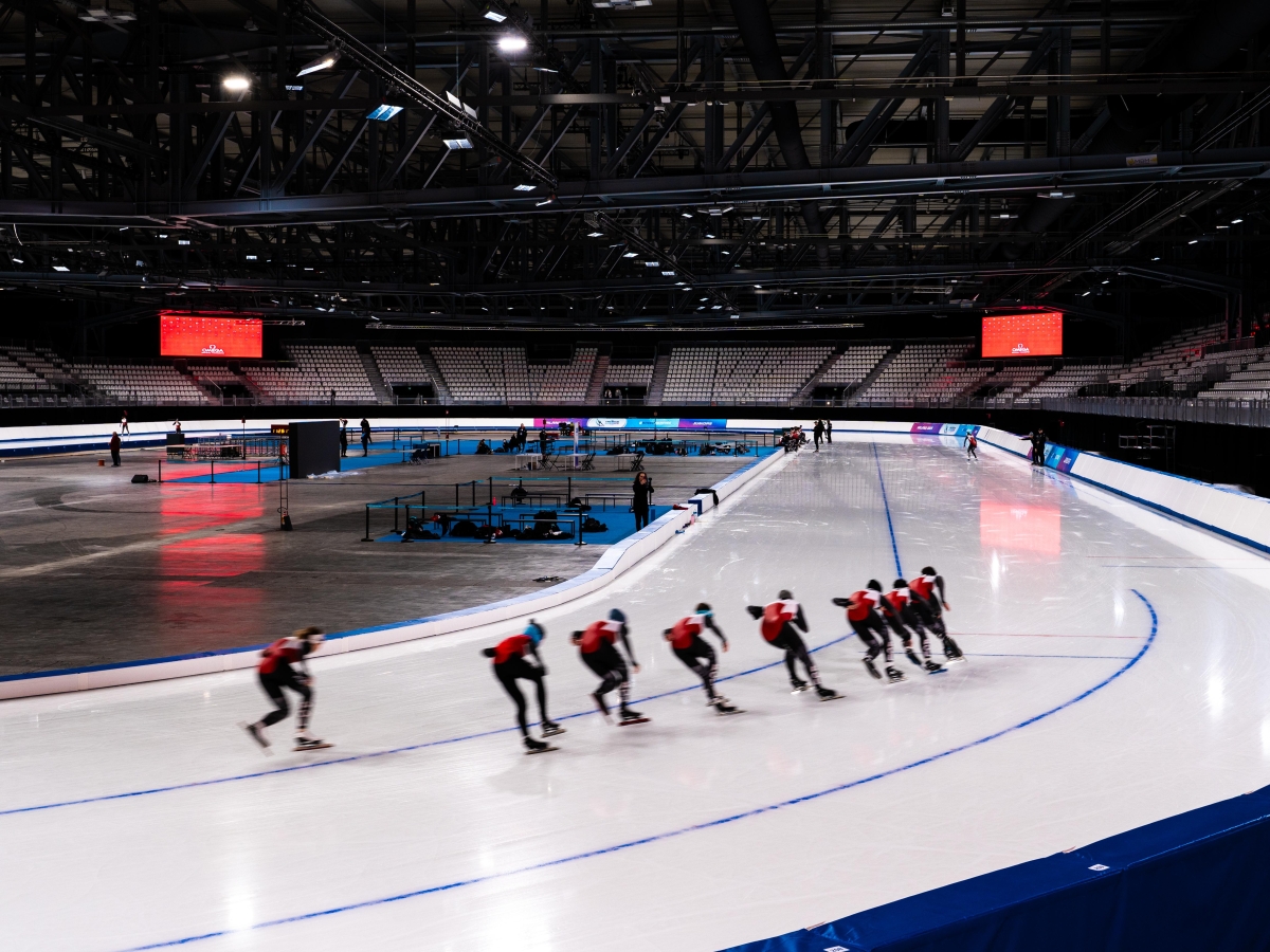A Rho Fiera apre la «casa del ghiaccio»: campi e pista di 400 metri per Milano Ice Park (che si può trasformare)