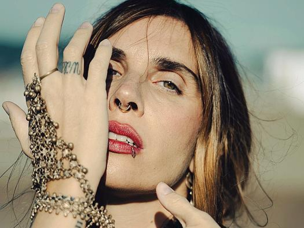 Il Campus di AmbraMarie: «Il rock non è da discount»